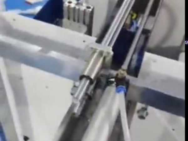 纸盒涂胶封盒机