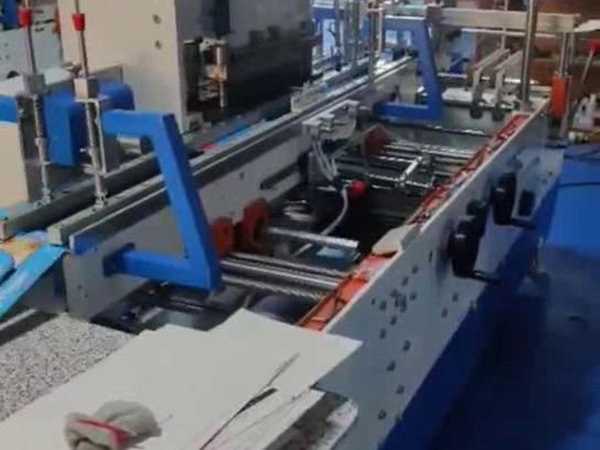 铝箔纸盒订锯条机