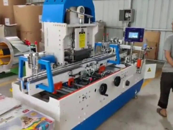 纸盒锯条装订机